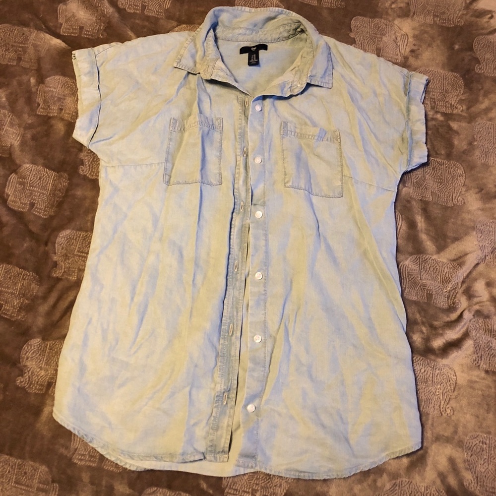 Gap Chambray shirt